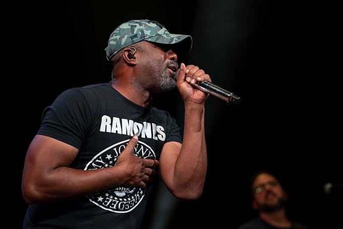 Darius Rucker at Daily's Place Amphitheater