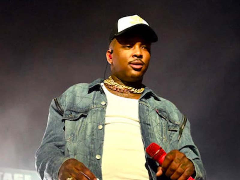 YG at Arizona Financial Theatre