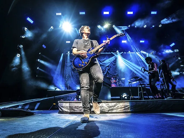 Rob Thomas